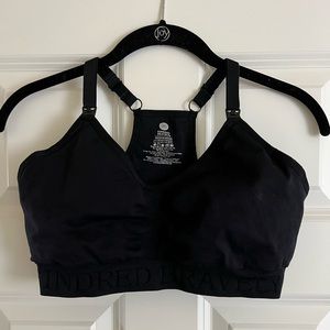 Kindred bravely pumping bra